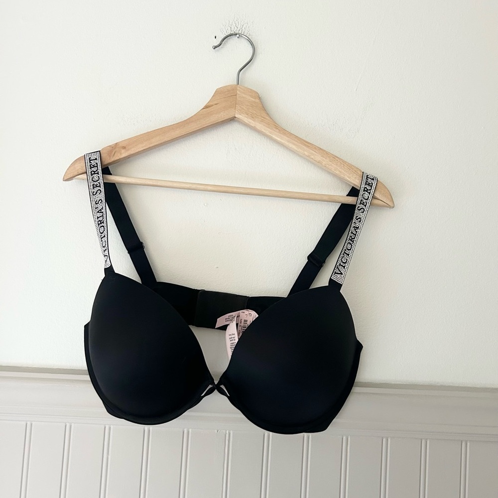 ⭐️ NEW Victoria's Secret Black 36DD Logo Rhinestone Strap Push-Up Bra - Picture 4 of 8